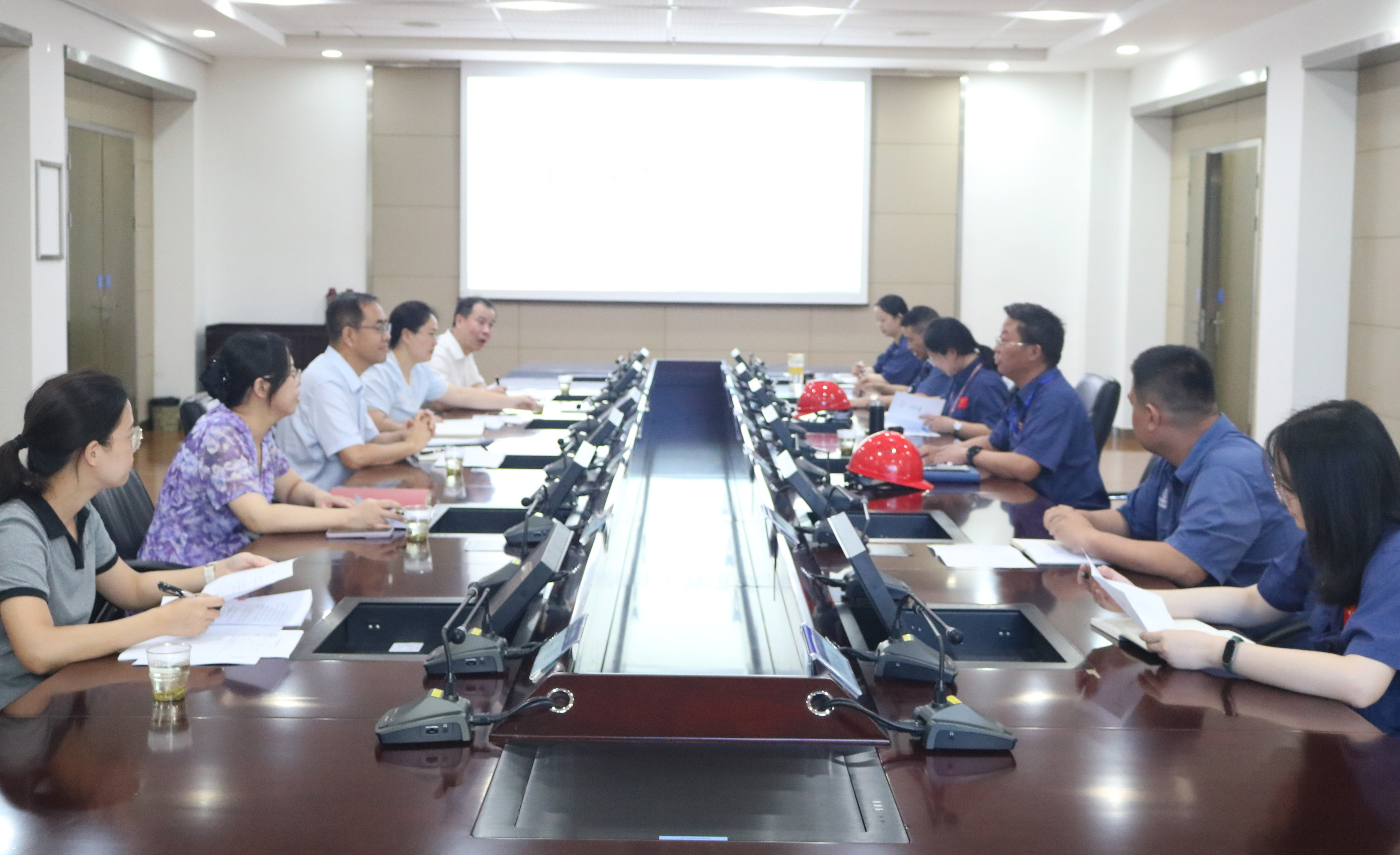 1760335237489819.jpg 統計局2.jpg